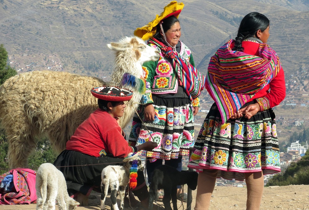 “La pandemia complejizó el rol de las mujeres rurales de Perú”: Giovanna Vásquez