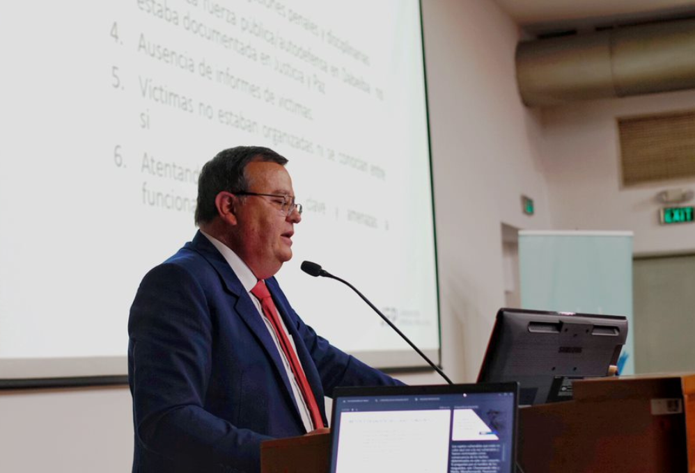 Alejandro Ramelli investiga la orden militar de enterrar y desaparecer civiles en Dabeiba